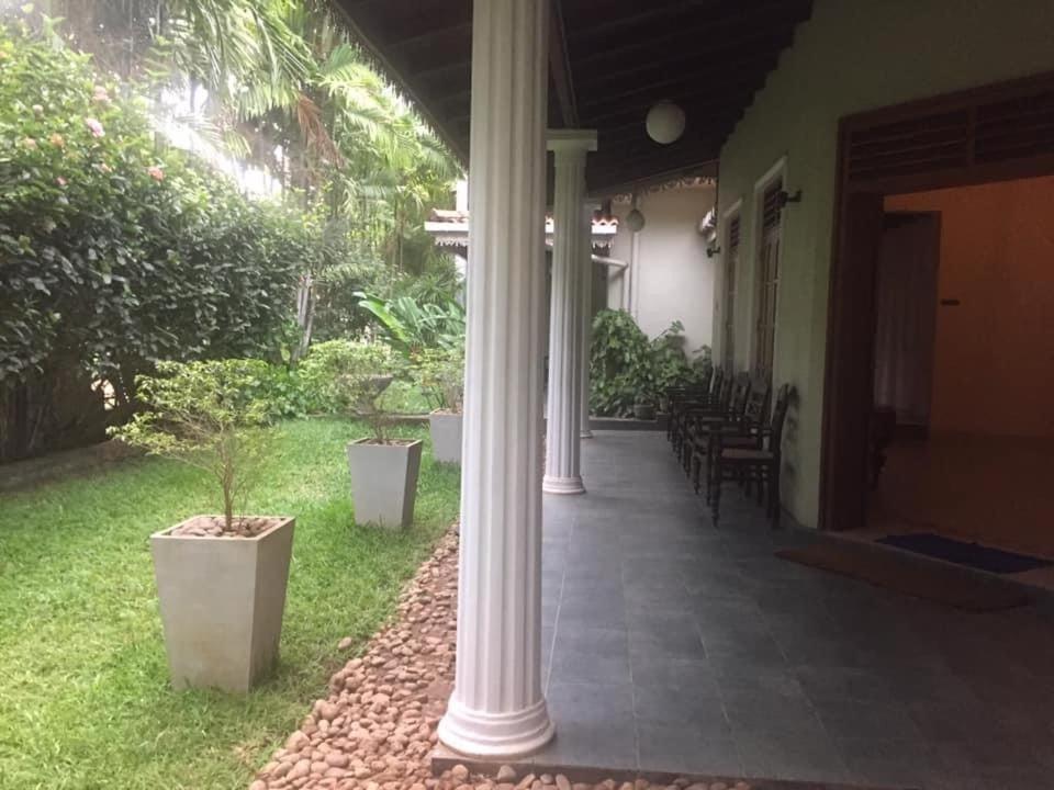 Hotel Sunflower Kataragama Dış mekan fotoğraf