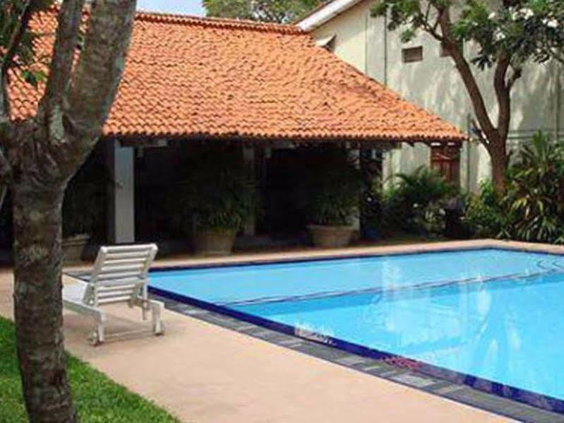 Hotel Sunflower Kataragama Dış mekan fotoğraf