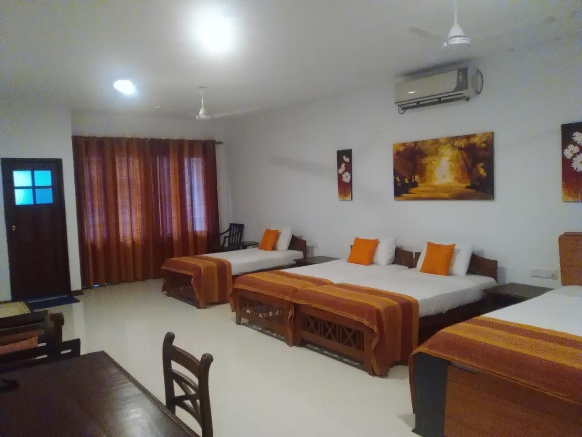 Hotel Sunflower Kataragama Dış mekan fotoğraf